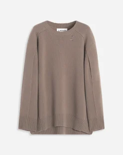 Hot Cape sweater with a cat pin Women Knitwear