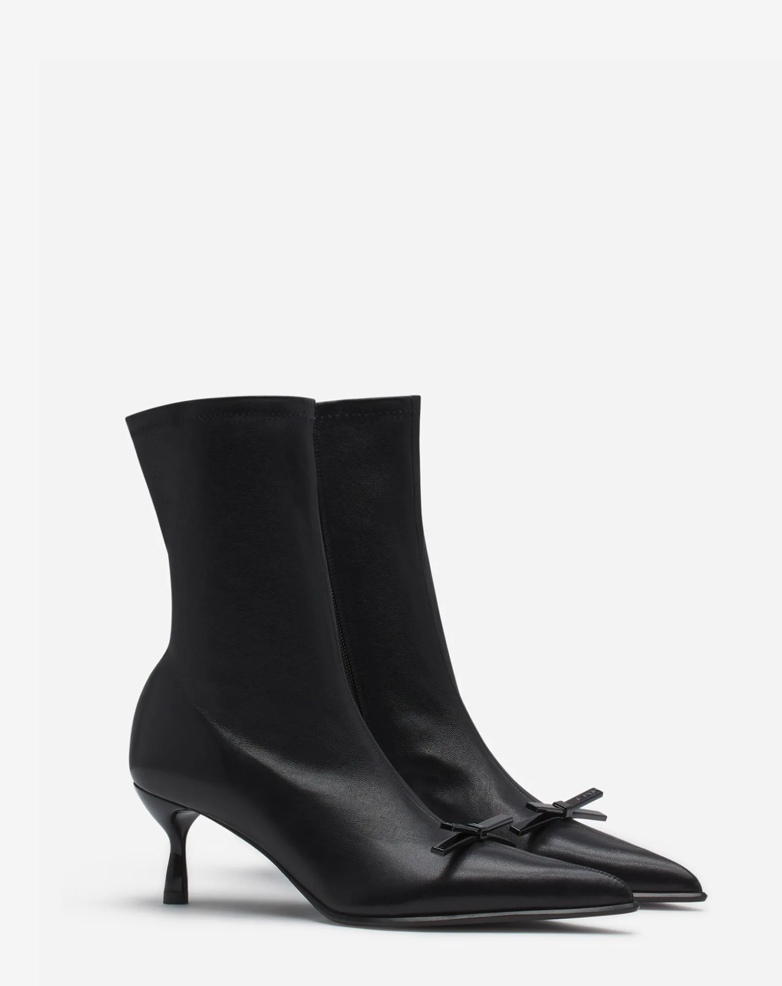 New bow ankle boots in leather Women Boots & Booties