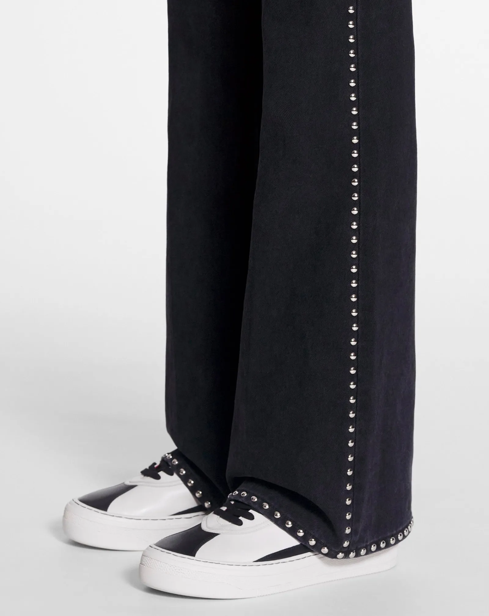 Online x future leather cash sneakers for women Women Sneakers