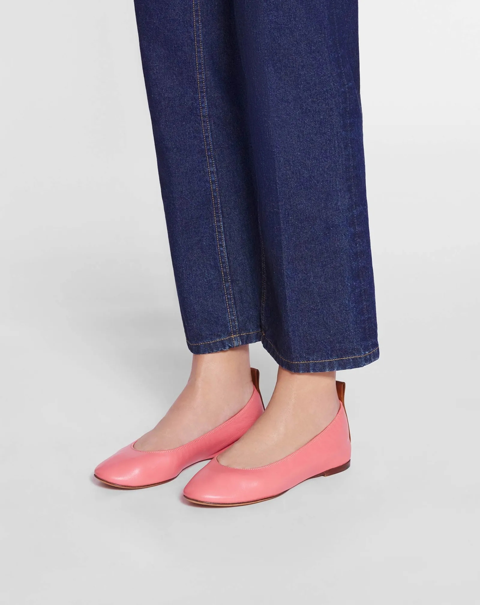 Discount The leather ballerina flat Women Ballerinas